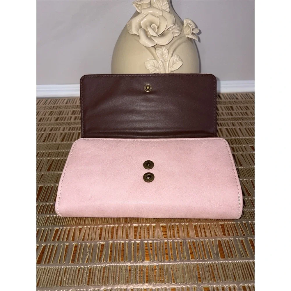 Born Concept Wallet Pink Floral Embossed Millstone Deluxe Card Bill Coin Slots